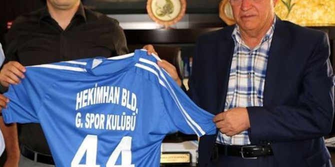 Belediye Başkanından Kaymakam’a Girmanaspor Forması