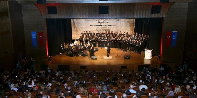 Yunus Emre, Karacaoğlan Ve Pir Sultan Abdal Deyişlerle Anıldı
