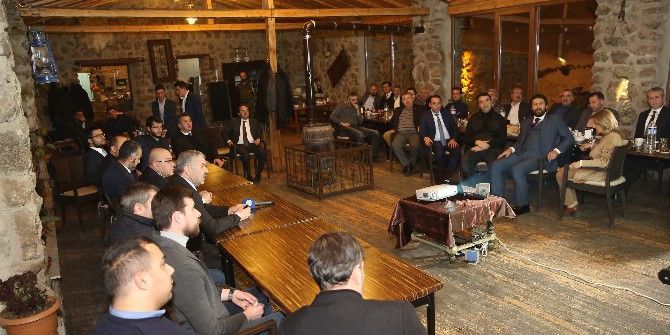 Başkan Çelik 2016 Yılı Yatırımlarını Değerlendirerek 2017’de Yapılacak Yatırımları Anlattı