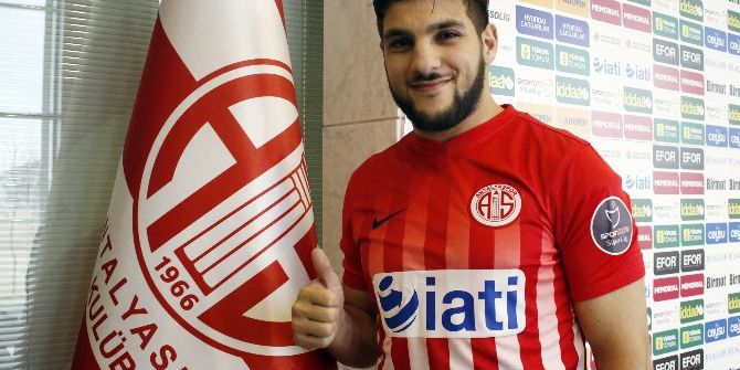 Mustafa El Kabir Resmen Antalyaspor’da
