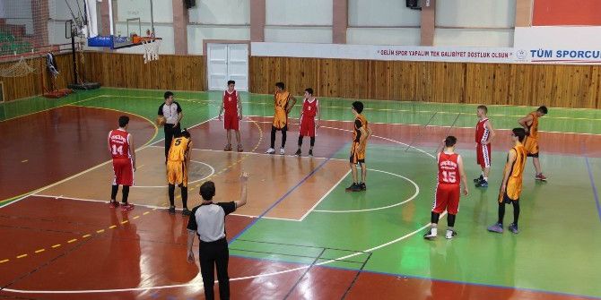 U16 Erkekler Basketbol Kulüp Maçları Devam Ediyor