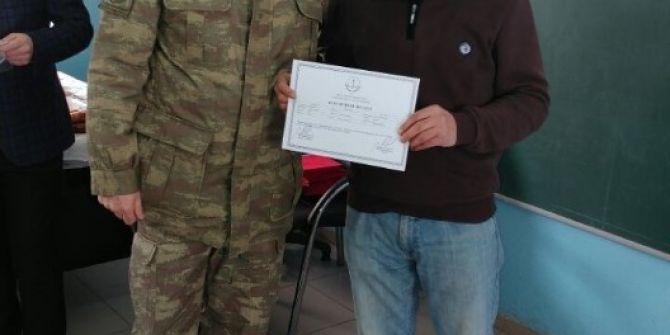 Çiftçilerin Sertifika Heyecanı