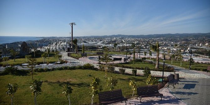 Alanya Konaklı Mahallesi’ne Yeni Çocuk Parkı