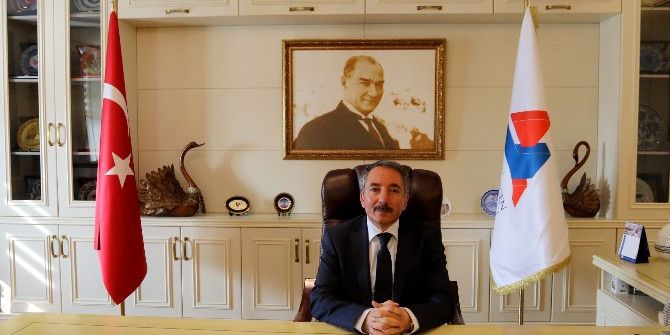 Ağrı İbrahim Çeçen Üniversitesinde Devir Teslim Töreni