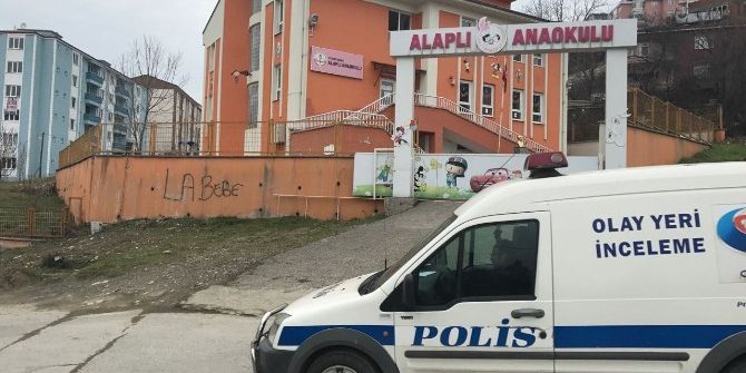 Anaokulunun Bilgisayarını Çaldılar