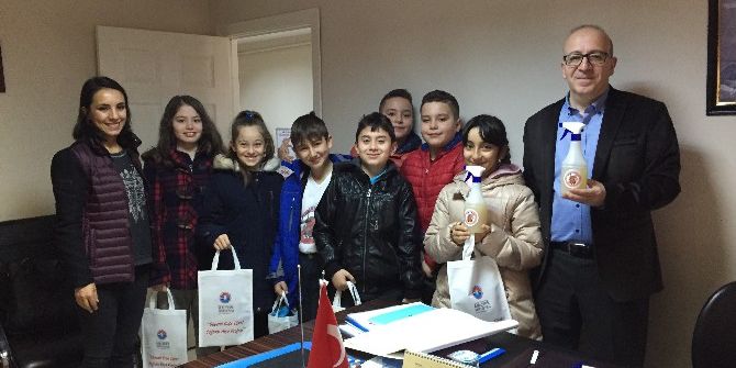 Maltepeli Öğrencilere Hayvan Sevgisi Aşılanıyor