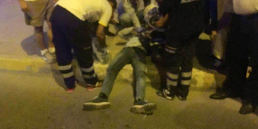 Motosikletle Otomobil Çarpıştı: 1 Yaralı