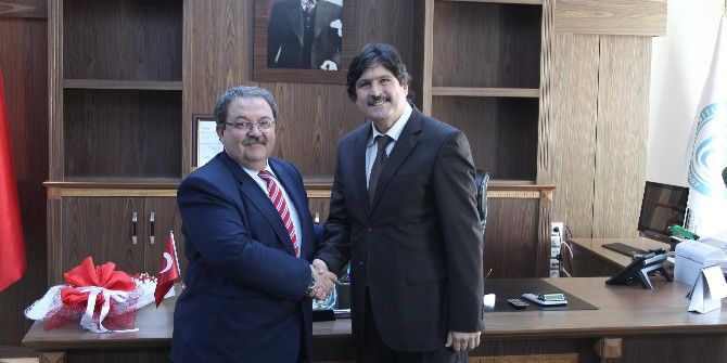 Beü Rektörü Yardım Görevi Devraldı