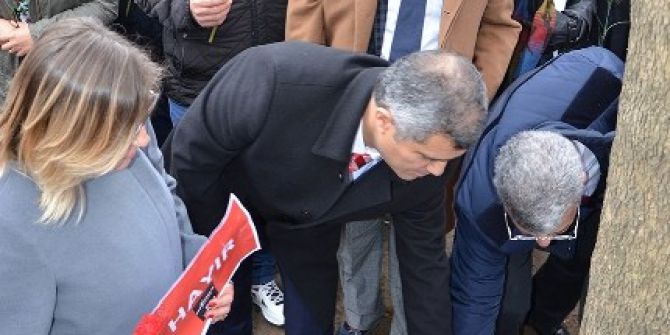 Uğur Mumcu, Milas’ta Karanfillerle Anıldı