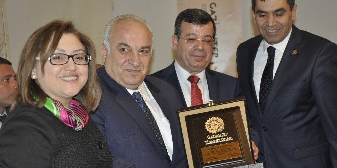 Oba Makarna’ya En Hızlı Büyüyen Şirket Ödülü