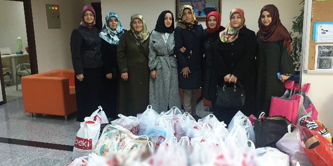 Pursaklar Hanım Evleri’nden İhtiyaç Sahiplerine Yardım