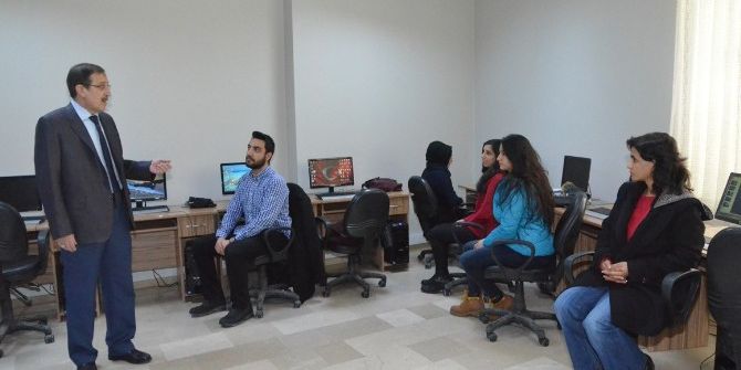 Palandöken Belediyesi’nin Ücretsiz Bilgisayar Kursuna Yoğun İlgi