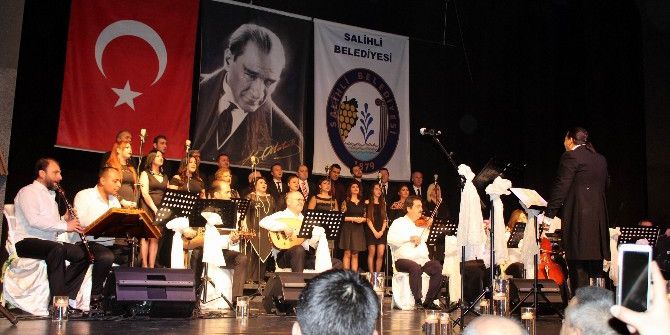 Kanuncu’nun Korosundan Muhteşem Konser