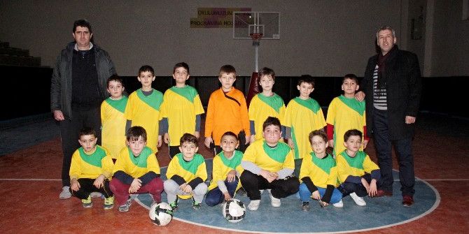 Başkan Güler’den Minik Sporculara Moral Ziyareti