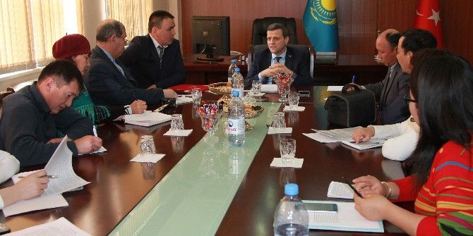 Ahmet Yesevi Üniversitesi Mütevelli Heyet Başkanı Yıldız, Türkistan’da Basın Mensuplarıyla Buluştu