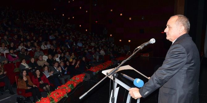 Gazeteci-yazar Uğur Mumcu Kadıköy’de Anıldı