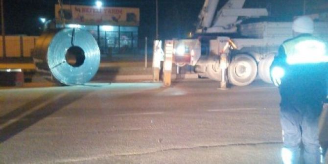 Saç Ruloa Yola Fırladı