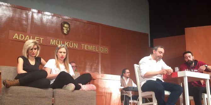 Saruhanlı’da Kahkaha Dolu Bir Gece