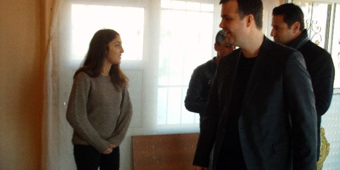 Vanlı Şehidin Ailesine Ev