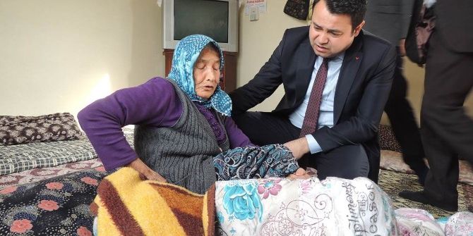 Kaymakam Avcı, Sydv Tarafından Muhtaçlar İçin Yaptırılan Evleri Ziyaret Etti