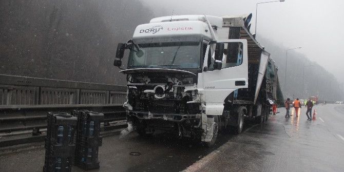 Kaza Bolu Dağı Tüneli’ni Ulaşıma Kapattı