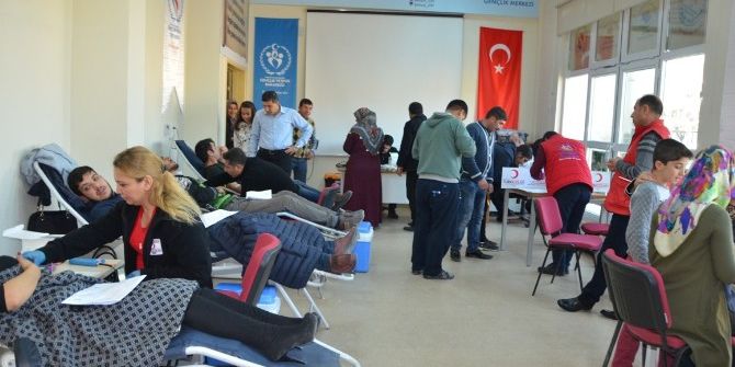 Gençlik Merkezinden Kan Bağışı Kampanyası