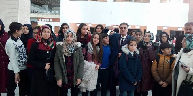 Ak Partiden Başarılı Öğrencilere Moral Gezisi