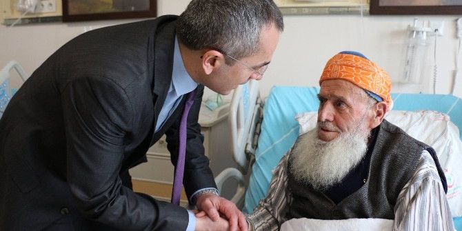 Tosya Kaymakamı Deniz Pişkin Devlet Hastanesini Ziyaret Etti