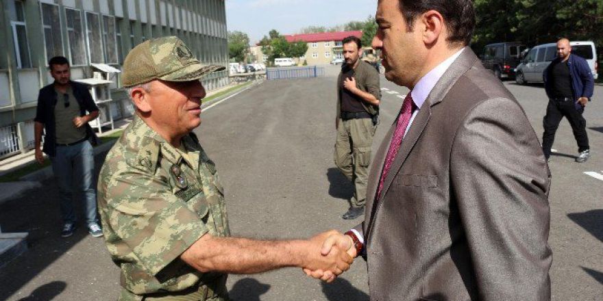 Vali Musa Işın’dan Askeriyeye Ziyaret