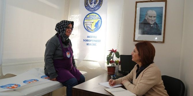 Özgecan Kadın Üretici Pazarı’ndaki Kadınlara Meme Kanseri Taraması Yapıldı