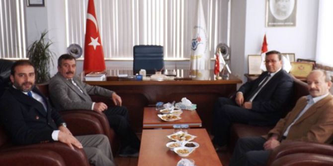 Sgk Hizmetleriyle İlgili Bilgiler Sundu