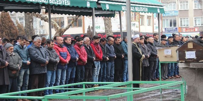 İş Kazasında Hayatını Kaybeden İşçi Toprağa Verildi