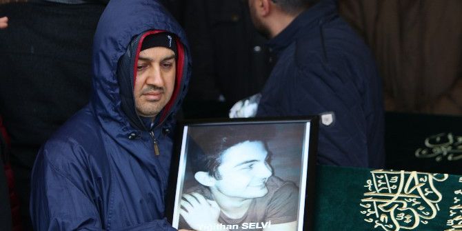 Kayak Merkezinde Hayatını Kaybeden Genç, Son Yolculuğuna Uğurlandı