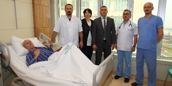 İnce Bağırsaktan İdrar Kesesi