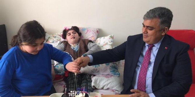 Başkan Özgüven’den, Gülce’ye Doğum Günü Sürprizi