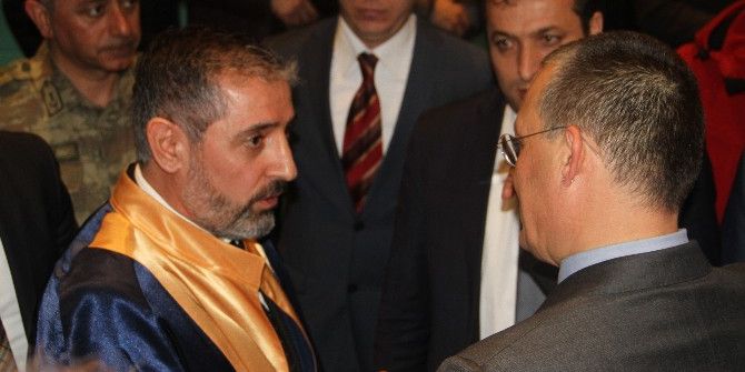 Ardahan Üniversitesi Rektörü Biber Görevi Devraldı