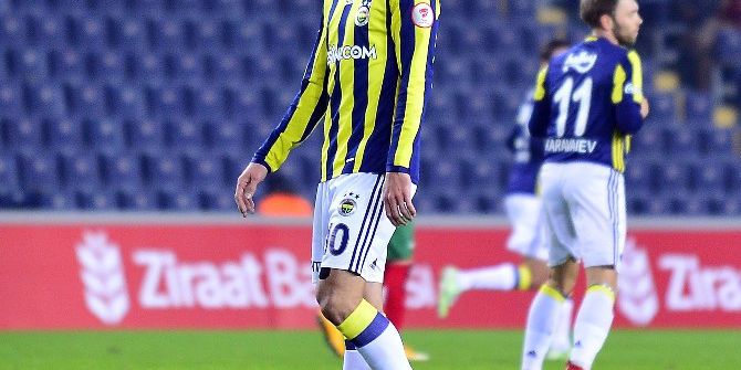 Van Persie Gönül Aldı!