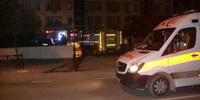 Adana’da Uygulama Otelinde Yangın