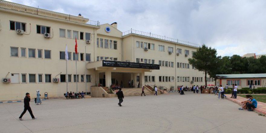 Batman Üniversitesi’nde 6 Dekan İstifa Etti