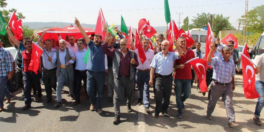 Darbe Girişimini Protesto Edip, Kurban Kestiler