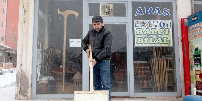 Baston Ustası Alternatif Ürünlere Yöneldi