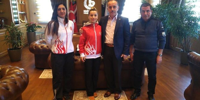 Milli Karateciden Altın Madalya Sözü