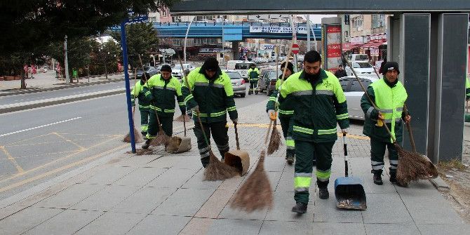 Çankaya’da Temizlik Ekipleri Görev Başında