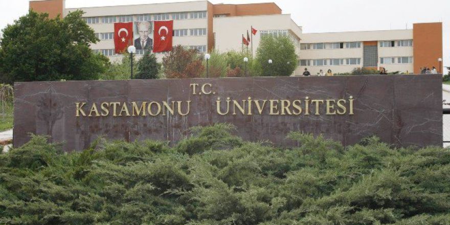 Kastamonu’da 10 Dekan İstifasını Sundu