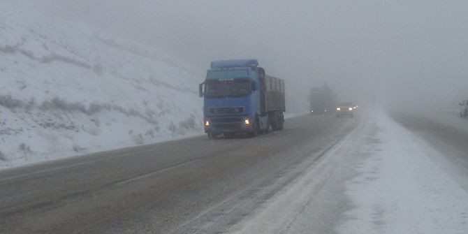 Denizli-antalya Karayolunda Yoğun Sis Ve Kar