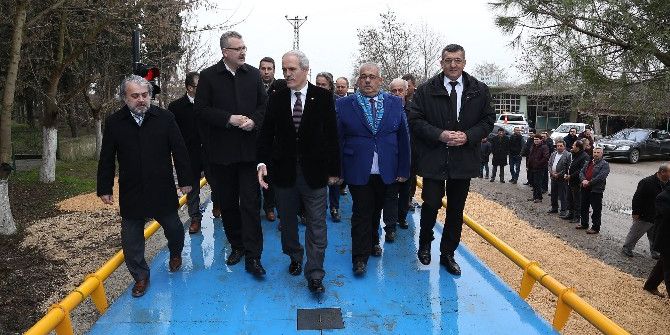 Büyükşehir’den Karacabeyli Çiftçilere Kantar