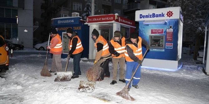 Nevşehir’de Karla Mücadele Devam Ediyor