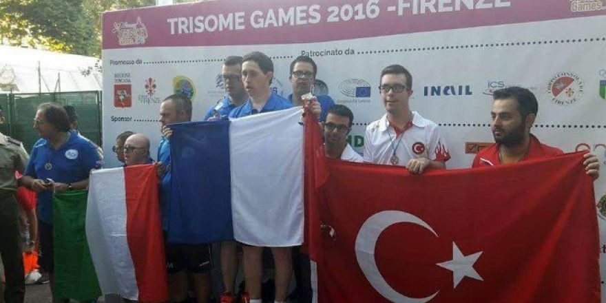 Dünya 3’üncüsü Takımda Kırklarelili Çetiner De Yer Aldı