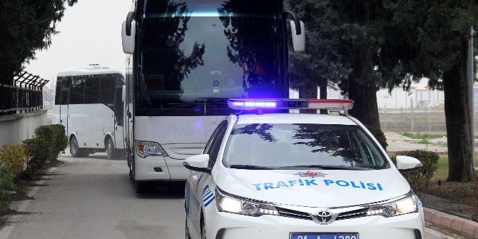 Beşiktaş’ın Uçağı Adana’ya Zorunlu İniş Yaptı