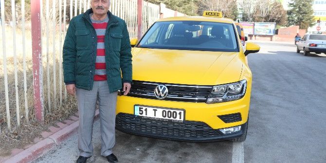 42 Yıllık Taksicilik Mesleğinde Aldığı En Ucuz Araba